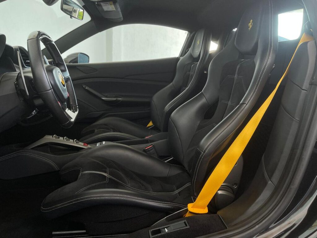 FERRARI 488 GTB FULL CARBONIO SEDILI VOLANTE LED