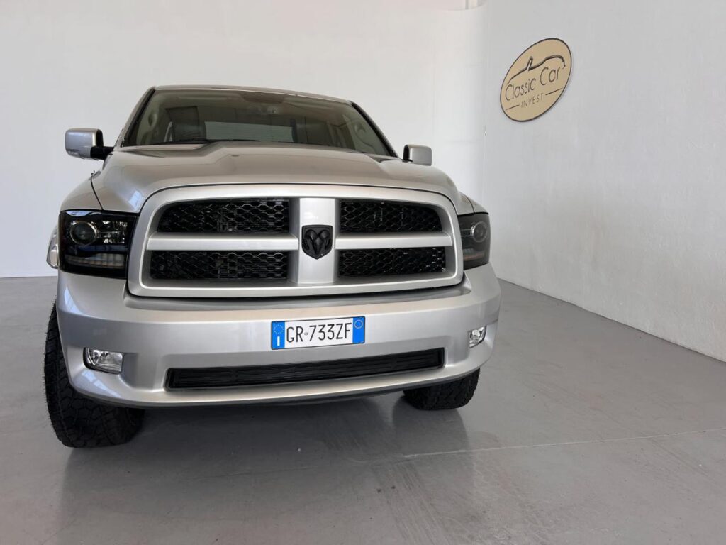 DODGE RAM 1500 4x4 5.7 HEMI SPORT -- PREZZO IVA COMPRESA