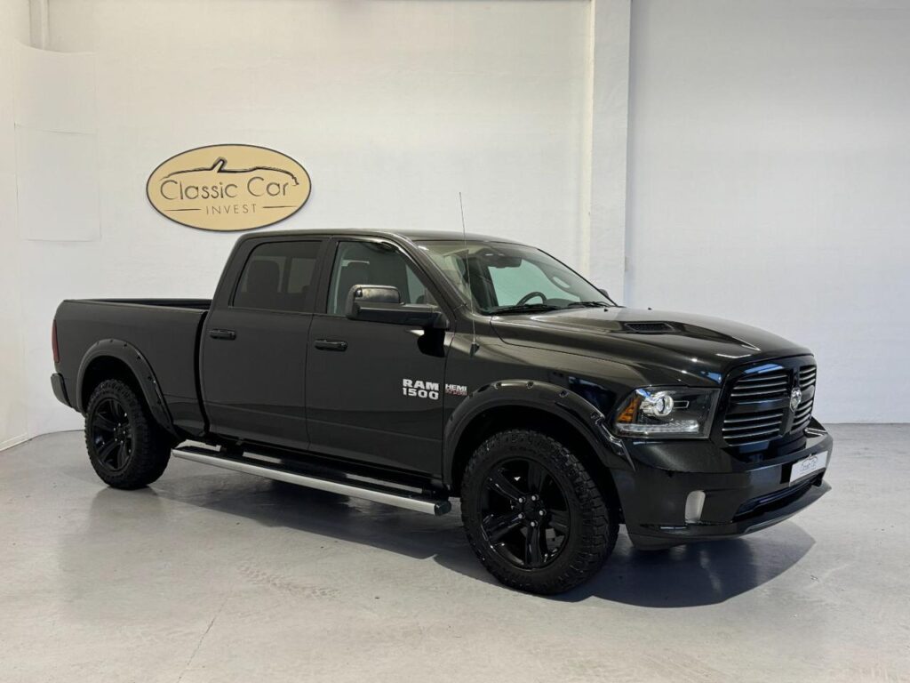 RAM 1500 CREW CAB SPORT- EXTRA LONG - BLACK EDITION