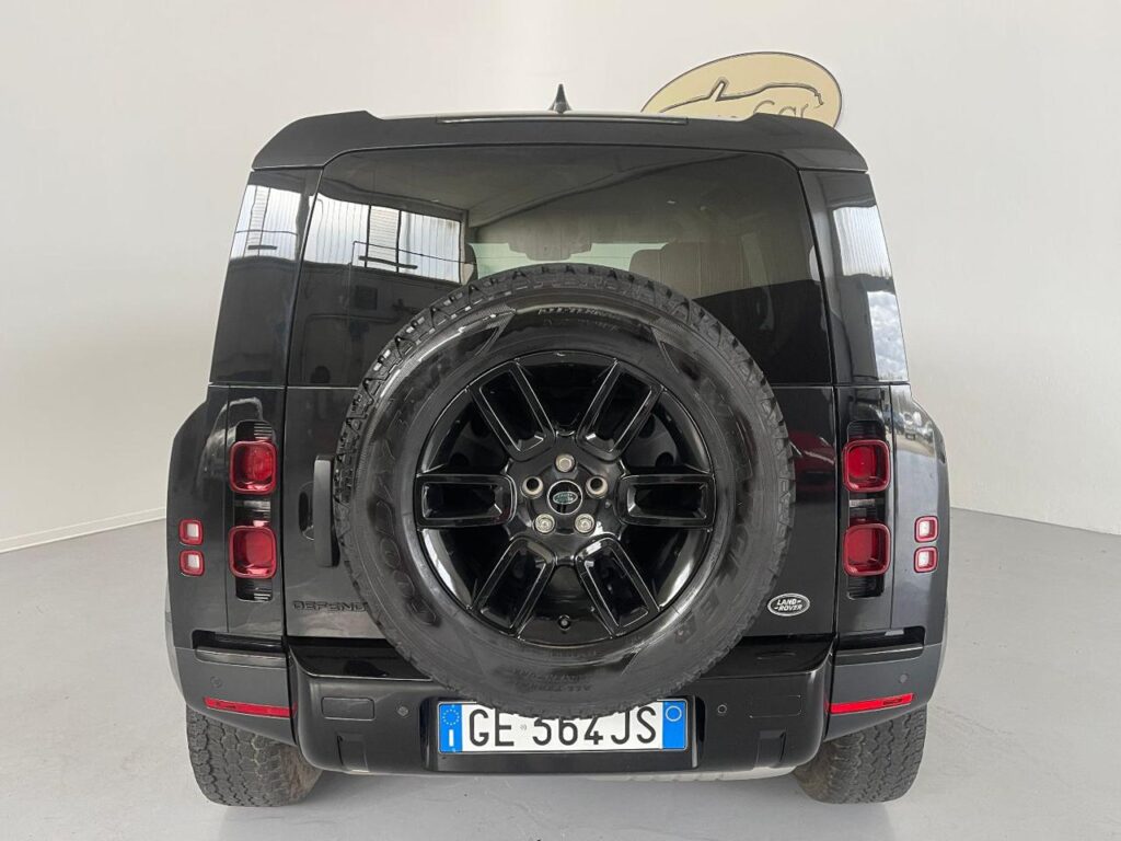 LAND ROVER Defender 110 3.0D I6 200 CV AWD.-- AUTOCARRO --
