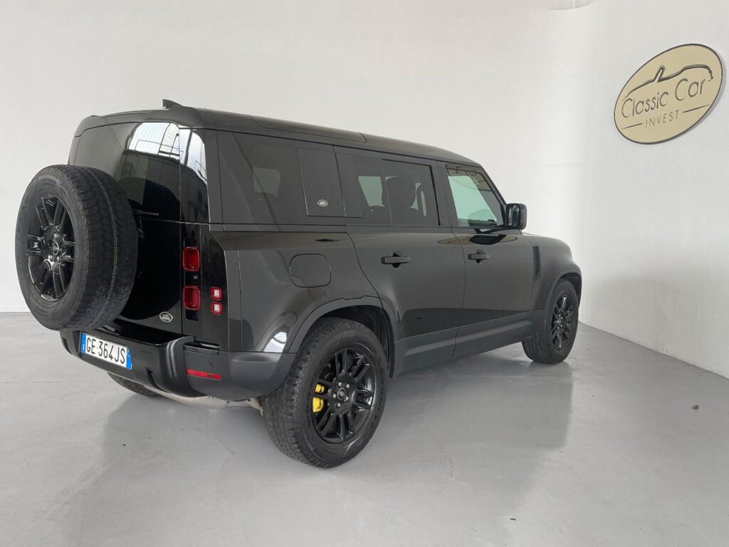 LAND ROVER Defender 110 3.0D I6 200 CV AWD.-- AUTOCARRO --