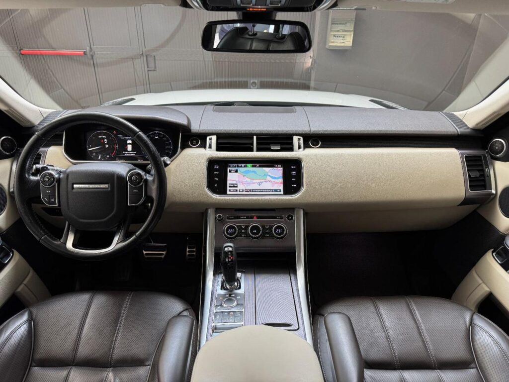 LAND ROVER Range Rover Sport 3.0 TDV6 HSE TETTO PANORAMICO - INTERNO BICOLORE
