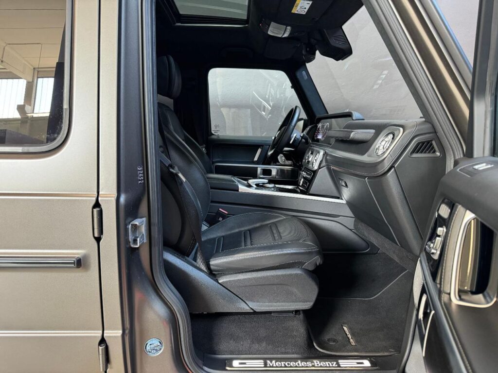 MERCEDES-BENZ G 400 d S.W. AMG Line COLORE MAGNUS GREY - FULL