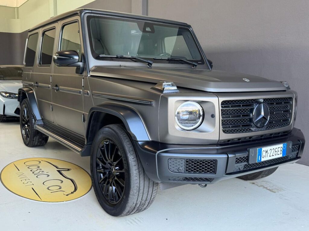 MERCEDES-BENZ G 400 d S.W. AMG Line COLORE MAGNUS GREY - FULL