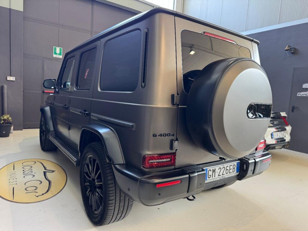 MERCEDES-BENZ G 400 d S.W. AMG Line COLORE MAGNUS GREY - FULL