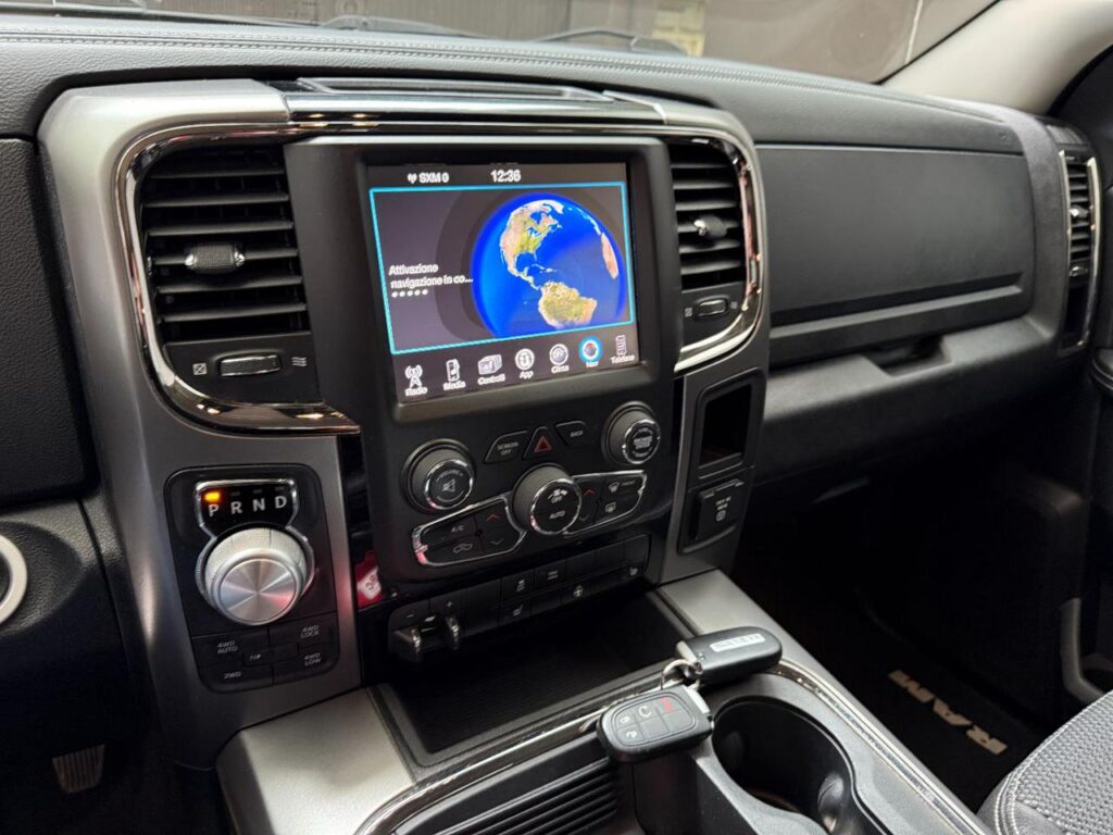 RAM 1500 SPORT- BLACK EDITION- PRONTA CONSE