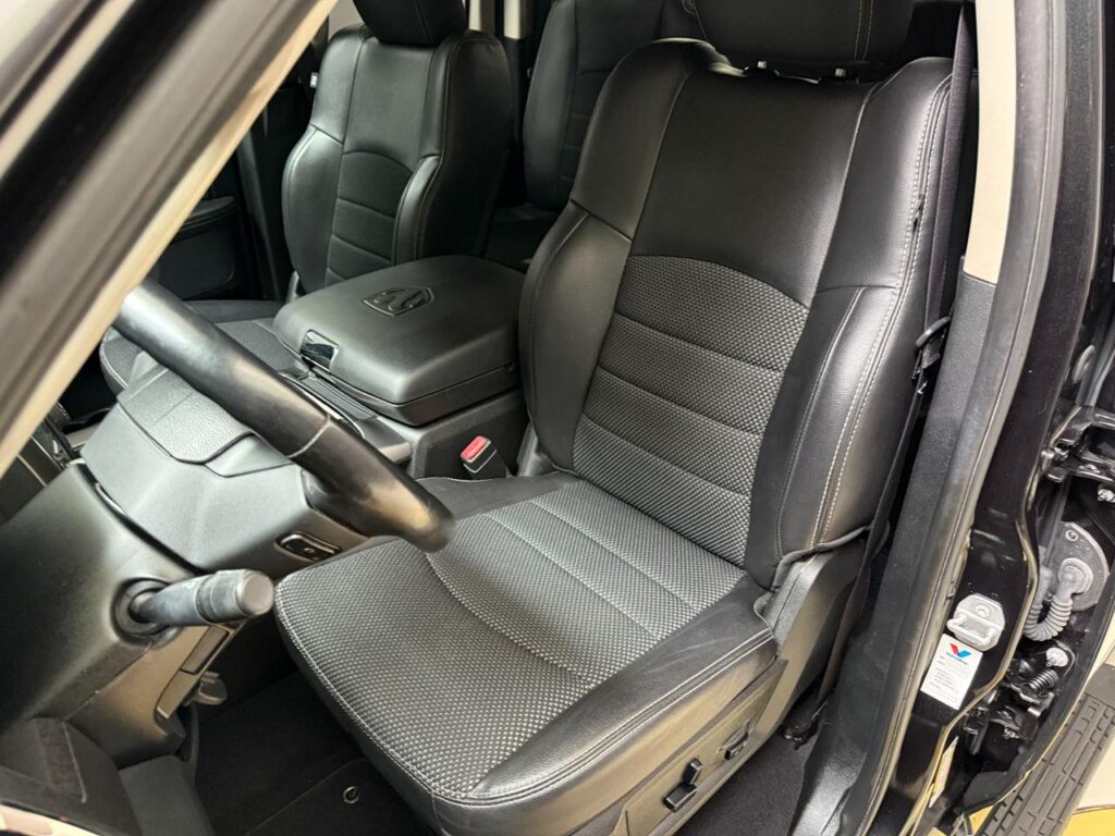 RAM 1500 SPORT- BLACK EDITION- PRONTA CONSE