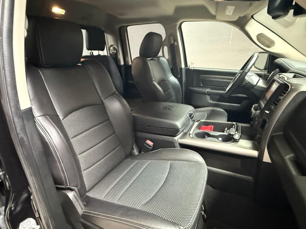RAM 1500 SPORT- BLACK EDITION- PRONTA CONSE