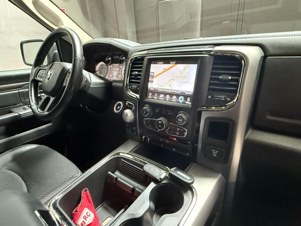 RAM 1500 SPORT- BLACK EDITION- PRONTA CONSE