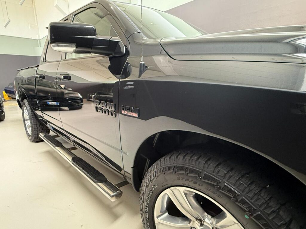 RAM 1500 SPORT- BLACK EDITION- PRONTA CONSE