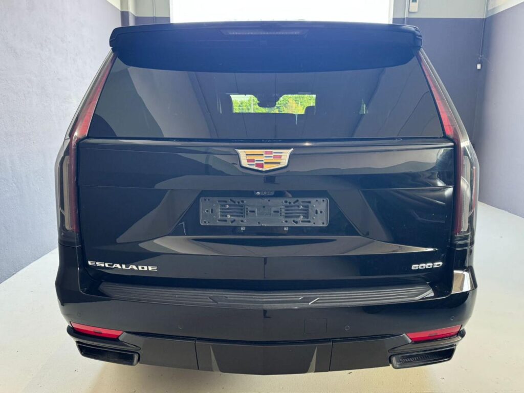 CADILLAC Escalade 3.0L TD --DIESEL -- I6 AT AWD FULLOPTIONAL
