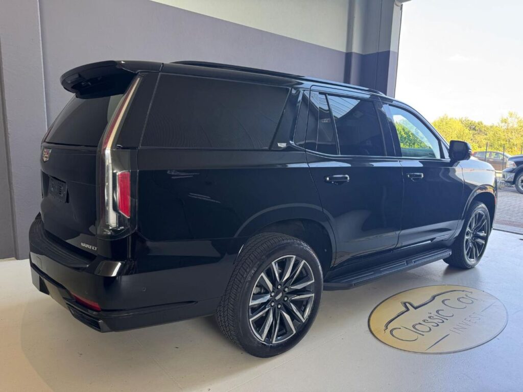 CADILLAC Escalade 3.0L TD --DIESEL -- I6 AT AWD FULLOPTIONAL