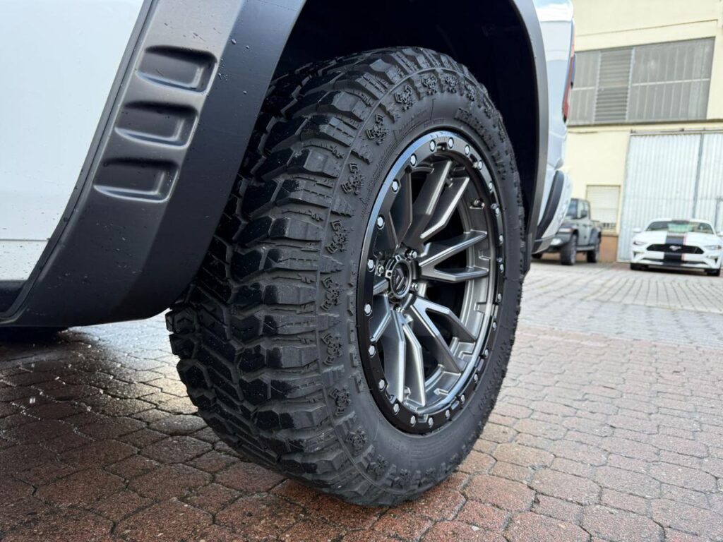 RAM 1500 4x4 5.7  SPORT  NIGHT EDITION - GPL - NAVI 12 "