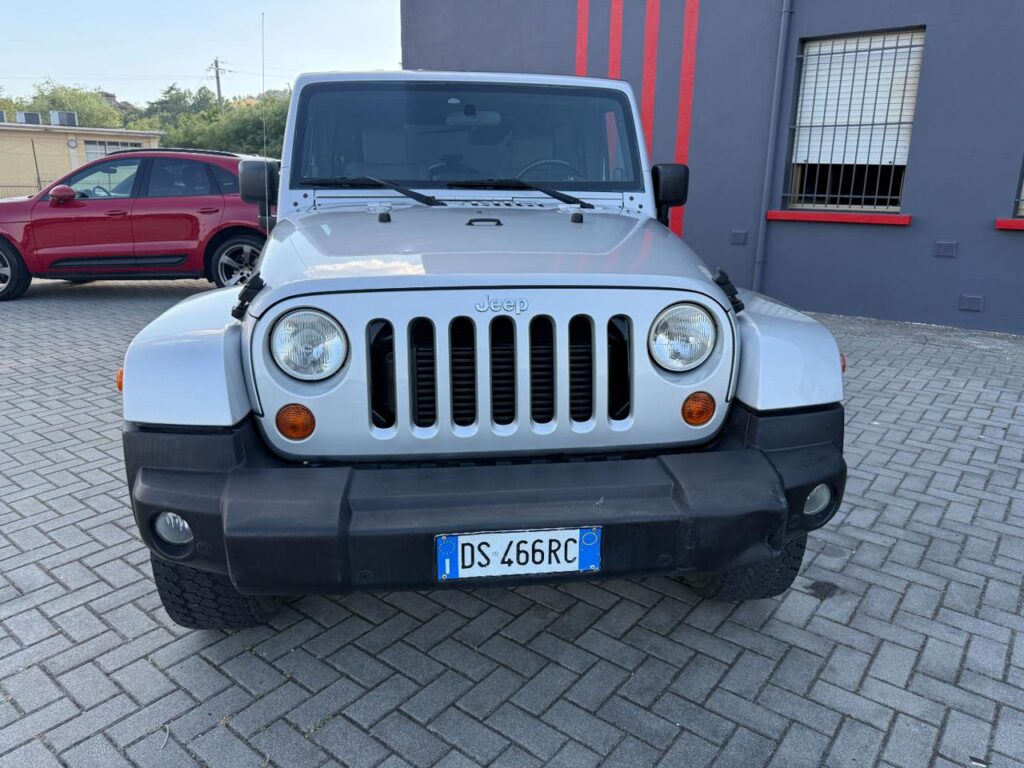 JEEP Wrangler Unlimited 2.8 CRD DPF RUBICON   MANUALE 6 MARCE